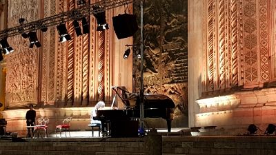Parole e musica con Pino Strabioli, e la città riparte Parole e musica con Pino Strabioli, e la città riparte