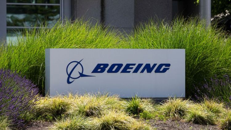 Boeing registra menor pérdida de la prevista por mejoría en entregas de aviones