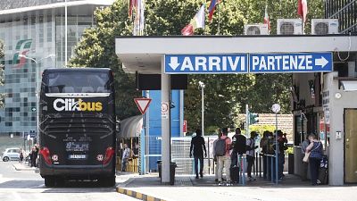 Molti badanti,"test a tutela anziani". Da venerdì tampone rapido Molti badanti,"test a tutela anziani". Da venerdì tampone rapido