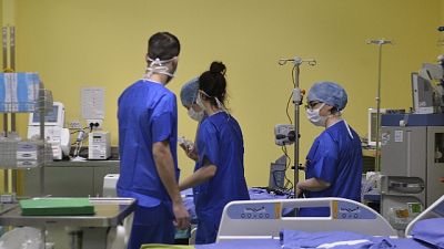 Solo 7.712 i tamponi effettuati, 10 i nuovi casi nel milanese Solo 7.712 i tamponi effettuati, 10 i nuovi casi nel milanese