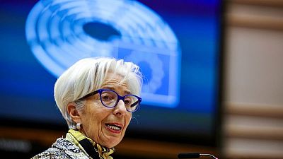 Lagarde del BCE espera rápido rebote económico mientras aumentan vacunaciones Lagarde del BCE espera rápido rebote económico mientras aumentan vacunaciones