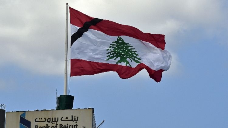 Appello a Chiesa del Libano, 'vivete senza lusso, popolo soffre'