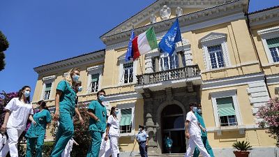 Direttore sanitario Spallanzani, dimostra grande cuore italiani Direttore sanitario Spallanzani, dimostra grande cuore italiani