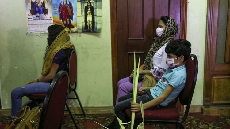 مصر تسجل 1011 إصابة جديدة بفيروس كورونا و51 وفاة