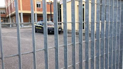 Sindacato polizia chiede nuovamente "nave quarantena" Sindacato polizia chiede nuovamente "nave quarantena"