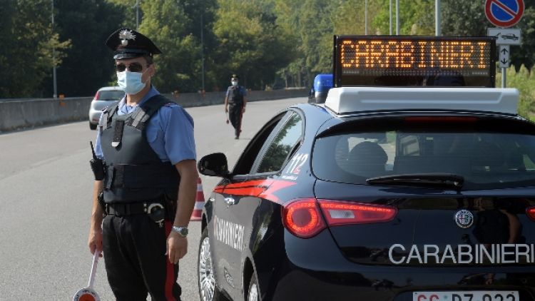 Arrestato da Cc a Catania per estorsione e maltrattamenti