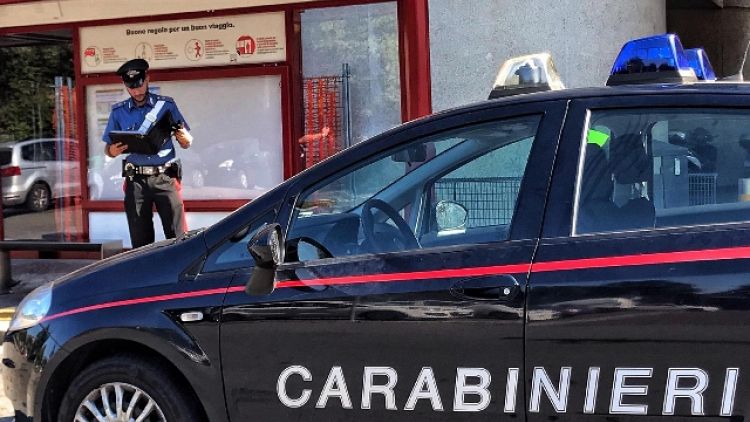 A Bologna, autista costretto a chiamare Carabinieri