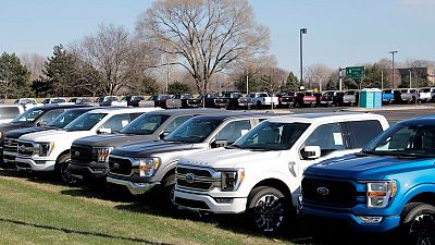 Ford dice que escasez de chips reducirá a la mitad producción de autos en segundo trimestre Ford dice que escasez de chips reducirá a la mitad producción de autos en segundo trimestre