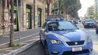 Pacchi sospetti davanti a Tribunale,Caserma Cc, Camera Commercio