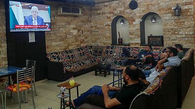 تلفزيون: عباس يعلن تأجيل الانتخابات الفلسطينية لحين ضمان مشاركة أهل القدس تلفزيون: عباس يعلن تأجيل الانتخابات الفلسطينية لحين ضمان مشاركة أهل القدس