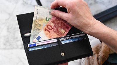 Settantacinquenne a processo a Varese,avrebbe preso 370mila euro Settantacinquenne a processo a Varese,avrebbe preso 370mila euro