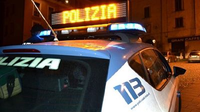 Complice arrestato dalla Polizia in via Duomo a Napoli Complice arrestato dalla Polizia in via Duomo a Napoli