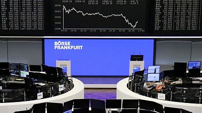 نتائج الأعمال تدعم الأسهم الأوروبية قبيل صدور بيانات الناتج المحلي الإجمالي نتائج الأعمال تدعم الأسهم الأوروبية قبيل صدور بيانات الناتج المحلي الإجمالي