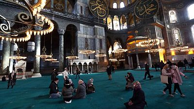 نزول إيرادات السياحة التركية 40% في الربع/1 نزول إيرادات السياحة التركية 40% في الربع/1