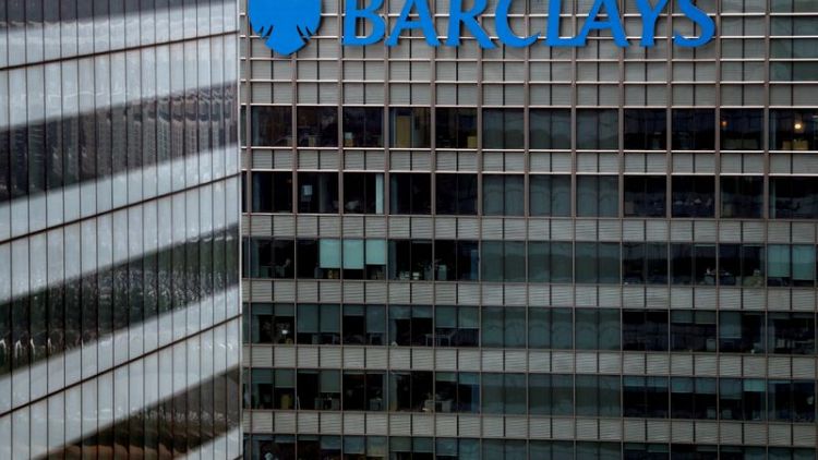 Barclays duplica beneficios en el primer trimestre al reducirse provisiones por morosidad