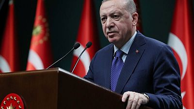 أردوغان: سنحصل على المزيد من لقاحات كوفيد-19 قريبا أردوغان: سنحصل على المزيد من لقاحات كوفيد-19 قريبا