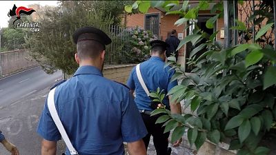 Scatta blitz dei carabinieri