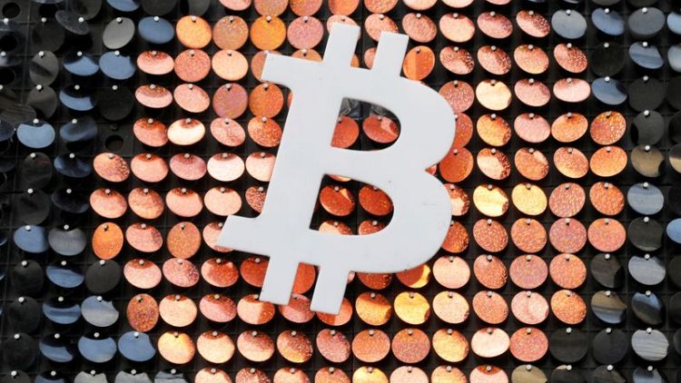 Bitcoin rises 6.54% to $57,098.08