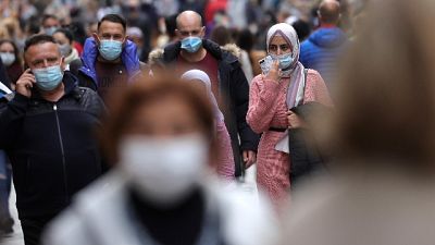 Superati 30.000 contagi, 21,2% tamponi positivo, 14 decessi Superati 30.000 contagi, 21,2% tamponi positivo, 14 decessi