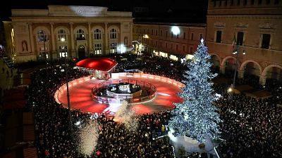 Sindaco Ricci, ma città sarà comunque illuminata e decorata Sindaco Ricci, ma città sarà comunque illuminata e decorata