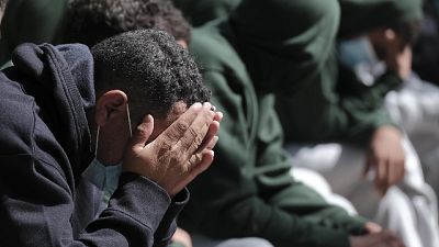Si trovano al largo di Lampedusa, "Servono soccorsi" Si trovano al largo di Lampedusa, "Servono soccorsi"