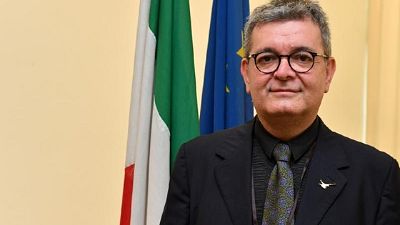 "Decisione di buon senso e maturità" "Decisione di buon senso e maturità"