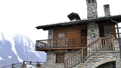 Vendita disposta dal tribunale di Aosta Vendita disposta dal tribunale di Aosta