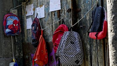Proteste davanti ai cancelli di varie scuole della città Proteste davanti ai cancelli di varie scuole della città