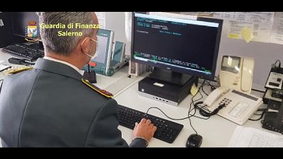 Indagine Gdf, bloccata diffusione partite e servizi a pagamento Indagine Gdf, bloccata diffusione partite e servizi a pagamento