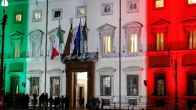 Dote per nuovi aiuti sale a circa 2,5 mld Dote per nuovi aiuti sale a circa 2,5 mld