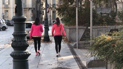 Bambini ai giardini complice giornata di sole Bambini ai giardini complice giornata di sole