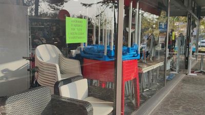 Con chiusura esercizi ci si adatta a nuove abitudini Con chiusura esercizi ci si adatta a nuove abitudini