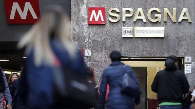 Quattro varchi anti-assembramento per via del Corso e Tridente Quattro varchi anti-assembramento per via del Corso e Tridente