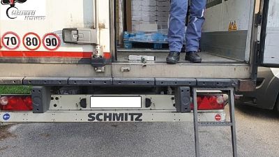 Il camion è stato fermato ieri lungo la 'Telesina', nel Sannio Il camion è stato fermato ieri lungo la 'Telesina', nel Sannio