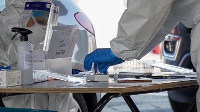 I casi attivi oltre 50mila, cinquemila morti da inizio epidemia I casi attivi oltre 50mila, cinquemila morti da inizio epidemia