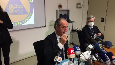 Un paio di minuti per l'operazione e l'esito Un paio di minuti per l'operazione e l'esito