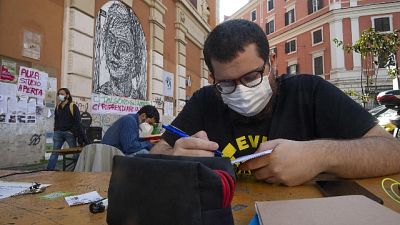 Mobilitazioni promosse da studenti e Comitato Priorità a scuola Mobilitazioni promosse da studenti e Comitato Priorità a scuola