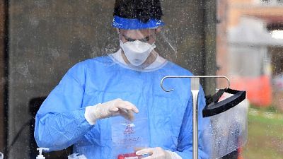 29% delle 1.229 nuove diagnosi, 16,4% dei 2.176 test totali 29% delle 1.229 nuove diagnosi, 16,4% dei 2.176 test totali