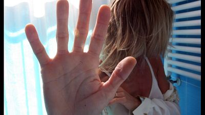 Vittima e forze dell'ordine avvisate in caso di avvicinamento Vittima e forze dell'ordine avvisate in caso di avvicinamento