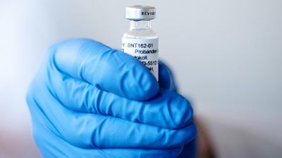 'Prime dosi a operatori sanitari e presidi residenziali anziani' 'Prime dosi a operatori sanitari e presidi residenziali anziani'