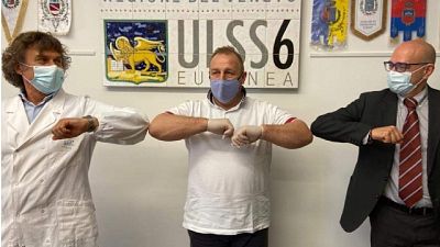 Graziano Ruzza visita medici e personale dell'ospedale Graziano Ruzza visita medici e personale dell'ospedale