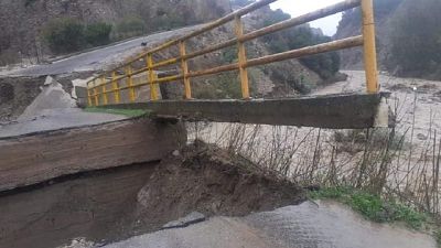 A Melissa, ha ceduto dopo piogge intense A Melissa, ha ceduto dopo piogge intense