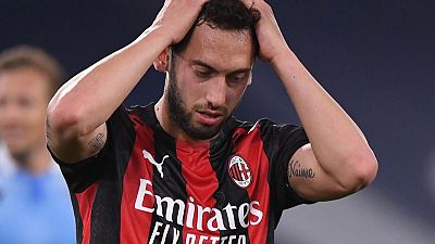 ميلان يقفز للمركز الثاني في الدوري الإيطالي بفوزه على بنيفنتو ميلان يقفز للمركز الثاني في الدوري الإيطالي بفوزه على بنيفنتو