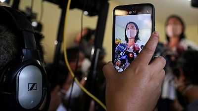 Candidatos a presidencia de Perú asisten a improvisado debate y prometen comprar vacunas rusas Candidatos a presidencia de Perú asisten a improvisado debate y prometen comprar vacunas rusas