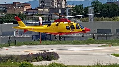 Nel comasco, autista perde controllo mezzo e cade Nel comasco, autista perde controllo mezzo e cade