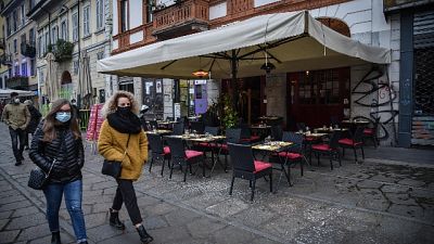 Sono 932 i ricoverati in intensiva,8360 in altri reparti Sono 932 i ricoverati in intensiva,8360 in altri reparti