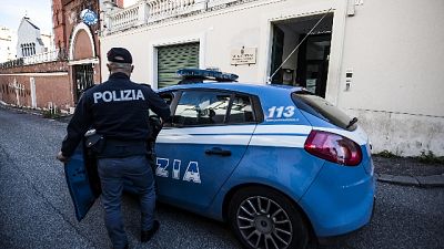 Arrestati da Ps a Napoli "don Gaetano cuore di ferro" e compagna Arrestati da Ps a Napoli "don Gaetano cuore di ferro" e compagna