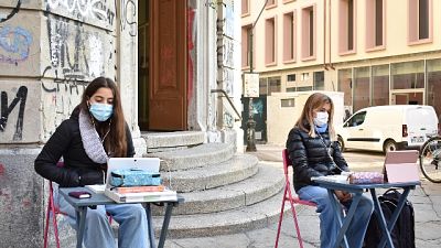 Dodicenne Anita delusa, 'studieremo davanti a Regione Piemonte' Dodicenne Anita delusa, 'studieremo davanti a Regione Piemonte'