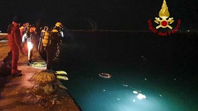 Inchiesta Capitaneria, forse una falla dopo urto con scogli Inchiesta Capitaneria, forse una falla dopo urto con scogli