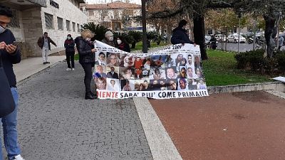 Per Covid non vanno a Roma. 'Dirette' social con i loro legali Per Covid non vanno a Roma. 'Dirette' social con i loro legali